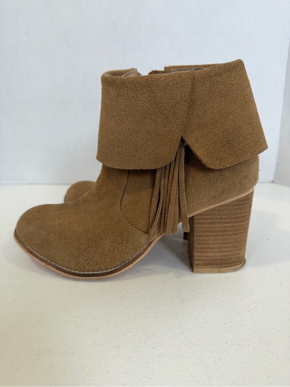 Tan Suede Fringe Foldover Ankle Booties Block Heel Boho Western 7M